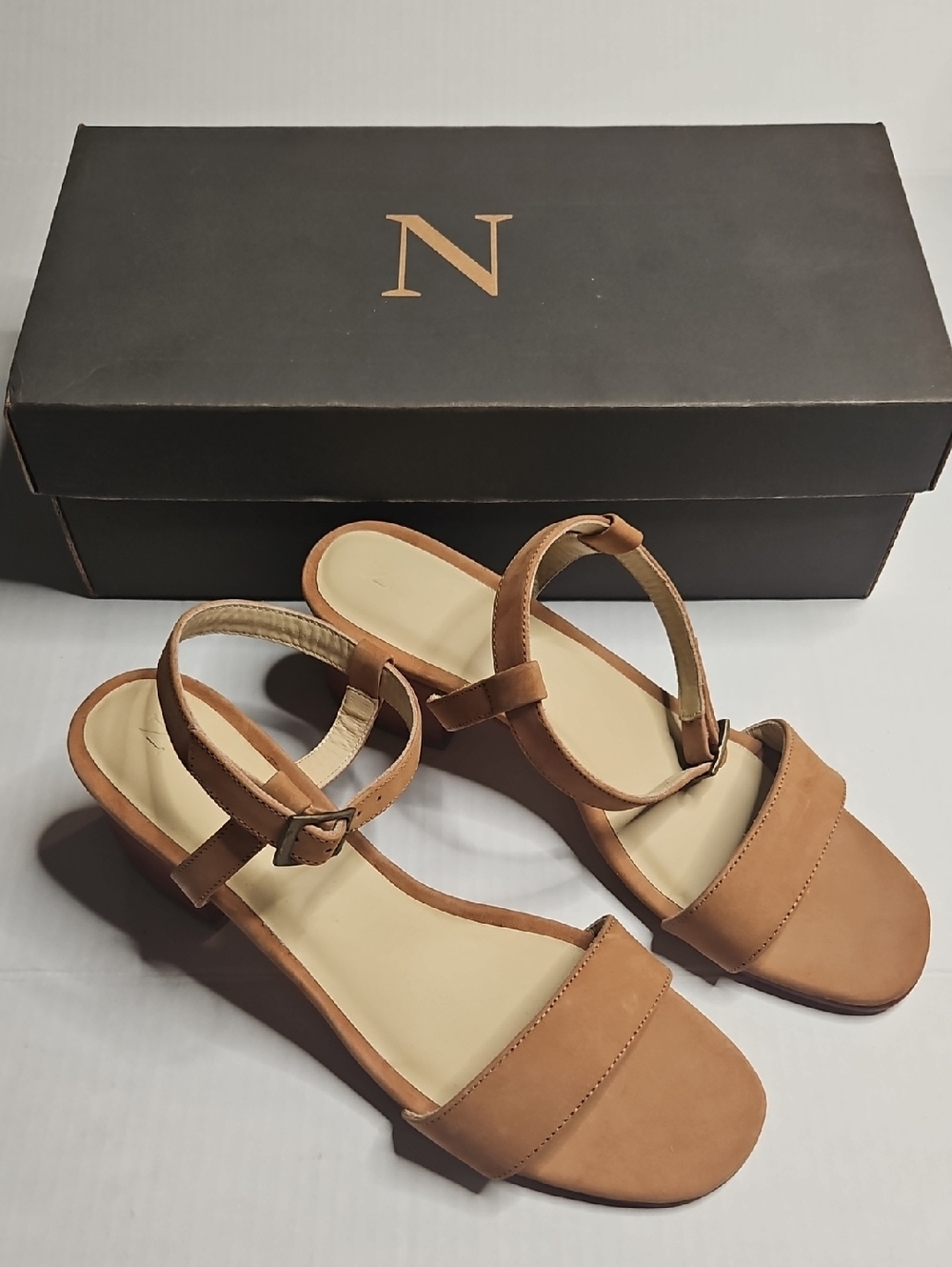 Nisolo Leather Lucia Sandals with Adjustable Ankle Strap Low Wooden Heel
